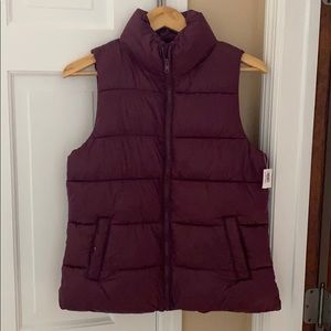 NWT Old Navy Maroon Puffer Vest